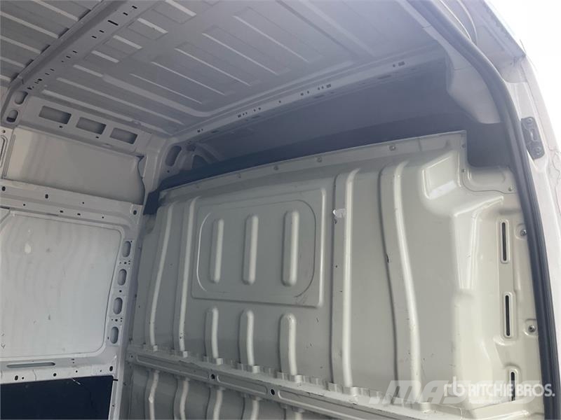 Fiat Ducato 2.2 Mjet 103 KW KA L2H2 Cargo Van (Inoperab Gesloten bedrijfswagens
