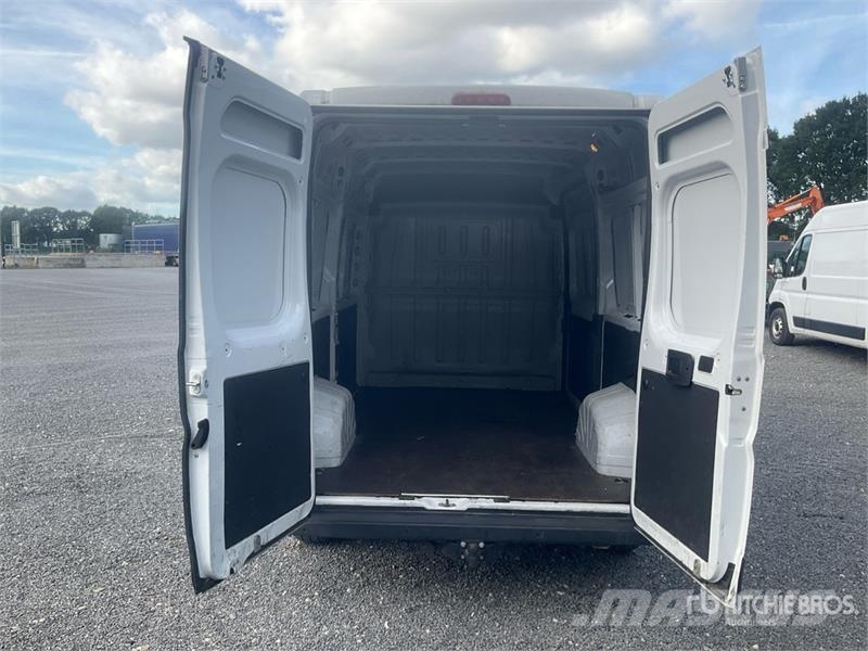 Fiat Ducato 2.2 Mjet 103 KW KA L2H2 Cargo Van (Inoperab Gesloten bedrijfswagens