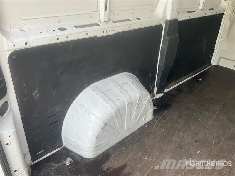 Fiat Ducato 2.2 Mjet 103 KW KA L2H2 Cargo Van Gesloten bedrijfswagens