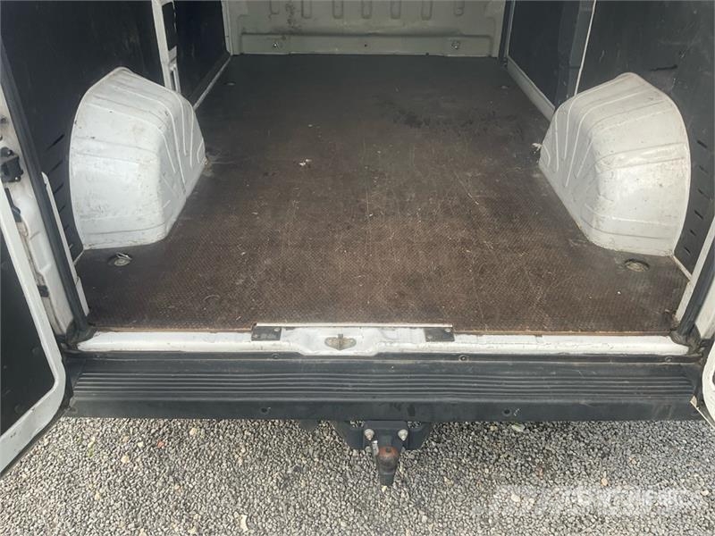 Fiat Ducato 2.2 Mjet 103 KW KA L2H2 Cargo Van (Inoperab Gesloten bedrijfswagens