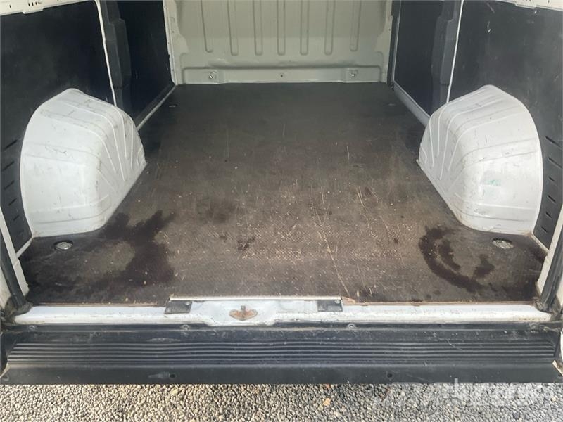 Fiat Ducato 2.2 Mjet 103 KW KA L2H2 Cargo Van Gesloten bedrijfswagens