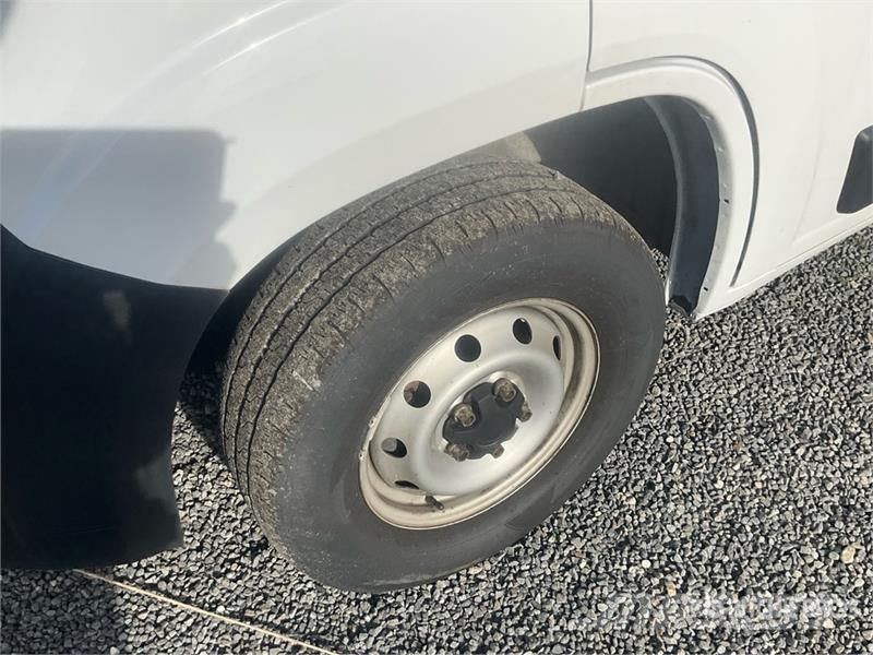 Fiat Ducato 2.2 Mjet 103 KW KA L2H2 Cargo Van Gesloten bedrijfswagens