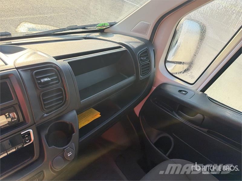 Fiat Ducato 2.2 Mjet 88 KW KA L2H2 Cargo Van Transporterek