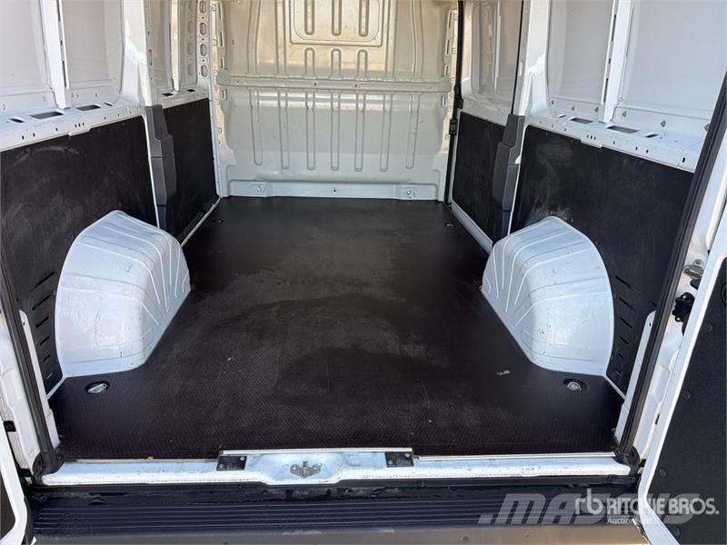 Fiat Ducato 2.2 Mjet 88 KW KA L2H2 Cargo Van Transporterek