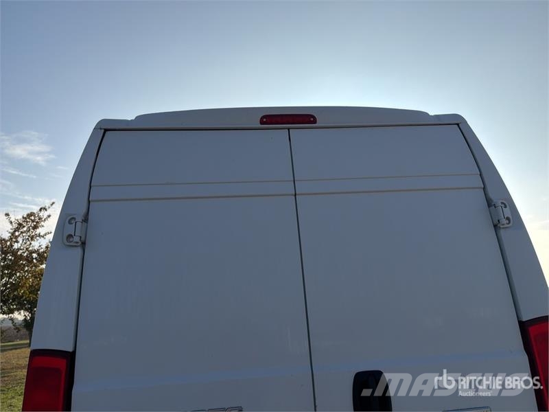 Fiat Ducato 2.2 Mjet 88 KW KA L2H2 Cargo Van Transporterek