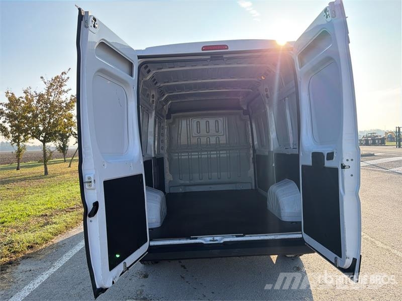 Fiat Ducato 2.2 Mjet 88 KW KA L2H2 Cargo Van Transporterek