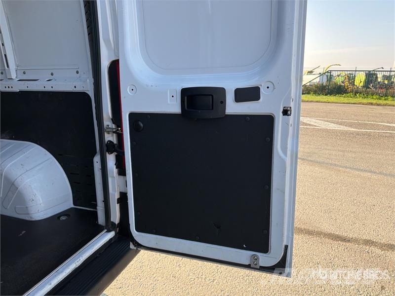 Fiat Ducato 2.2 Mjet 88 KW KA L2H2 Cargo Van Transporterek