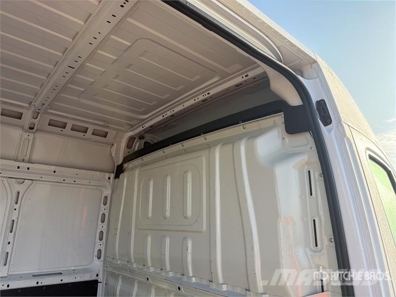 Fiat Ducato 2.2 Mjet 88 KW KA L2H2 Cargo Van Transporterek