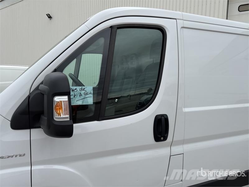 Fiat Ducato 2.3 120 Vehicule Utilitaire Cargo Van Изотермический фургон