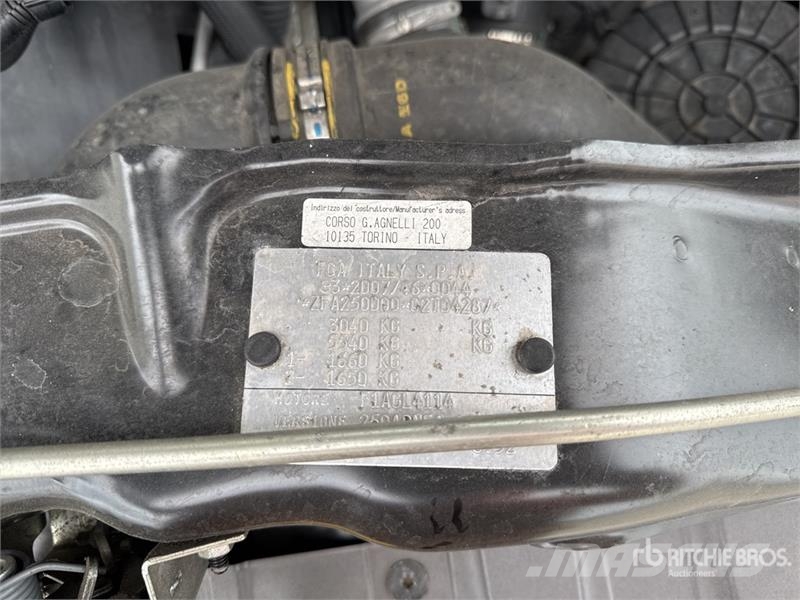 Fiat Ducato 2.3 120 Vehicule Utilitaire Cargo Van Изотермический фургон