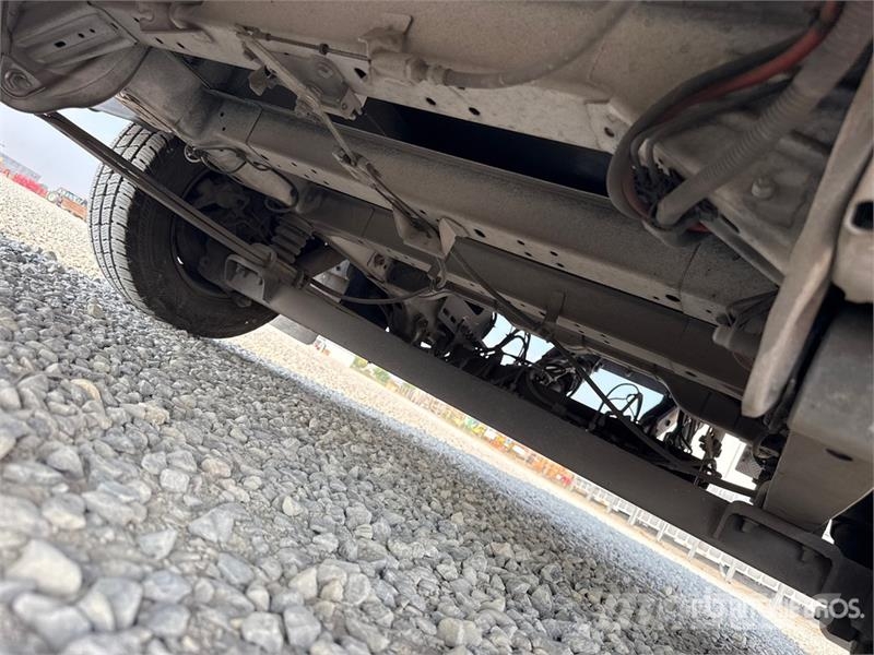Fiat Ducato 2.3 160 35 2.3 MJT 160CV E6D-TEMP CON PEDAN Sanduk kamioni