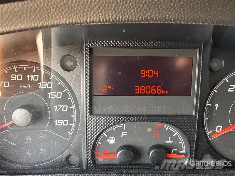 Fiat Ducato 2.3 160 35 2.3 MJT 160CV E6D-TEMP CON PEDAN Sanduk kamioni