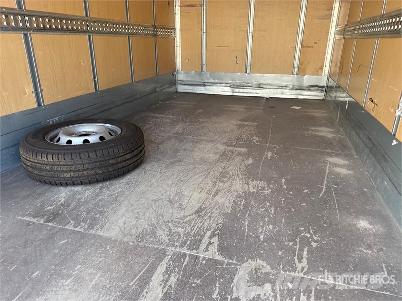 Fiat Ducato 2.3 160 35 2.3 MJT 160CV E6D-TEMP CON PEDAN Sanduk kamioni