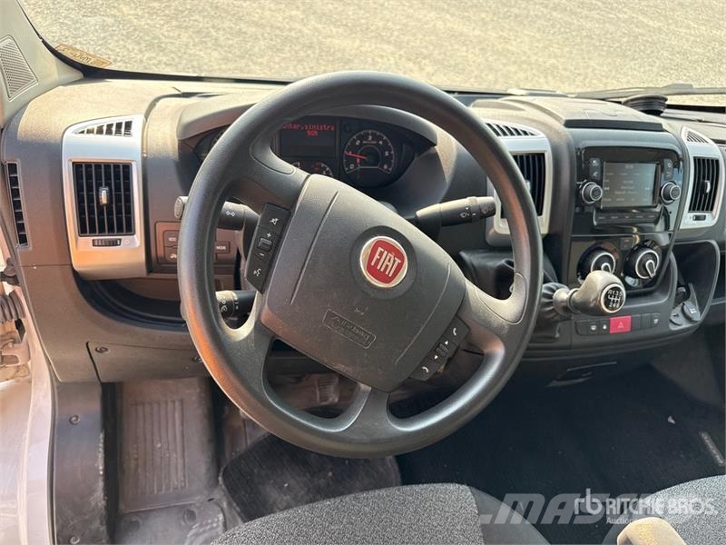 Fiat Ducato 2.3 160 35 2.3 MJT 160CV E6D-TEMP CON PEDAN Sanduk kamioni