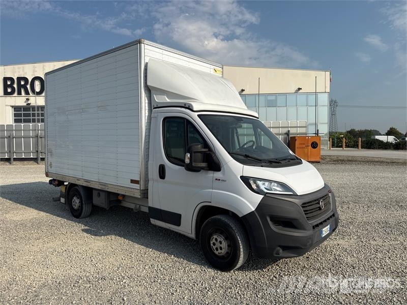 Fiat Ducato 2.3 160 35 2.3 MJT 160CV E6D-TEMP CON PEDAN Sanduk kamioni
