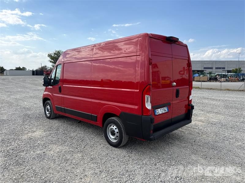 Fiat Ducato 33 MH2 2.3 MJT 160CV E6D-Temp Cargo Van Busy / Vany