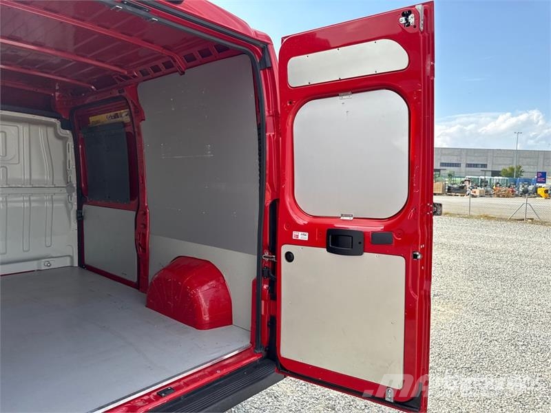 Fiat Ducato 33 MH2 2.3 MJT 160CV E6D-Temp Cargo Van Busy / Vany