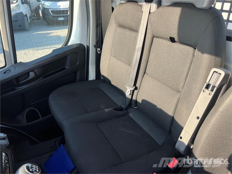 Fiat Ducato 35 XLH1 2.2 MJT 140CV E6D-TEMP Flatbed Truc Грузовики-платформы/боковая разгрузка