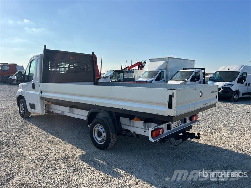 Fiat Ducato 35 XLH1 2.2 MJT 140CV E6D-TEMP Flatbed Truc Грузовики-платформы/боковая разгрузка