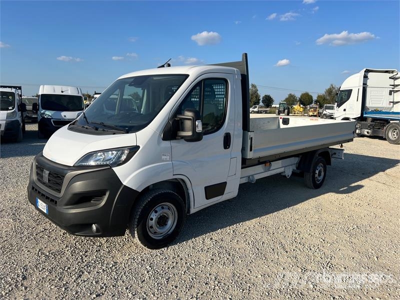 Fiat Ducato 35 XLH1 2.2 MJT 140CV E6D-TEMP Flatbed Truc Грузовики-платформы/боковая разгрузка
