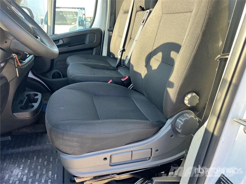 Fiat Ducato 35 XLH1 2.2 MJT 140CV E6D-TEMP Flatbed Truc Грузовики-платформы/боковая разгрузка