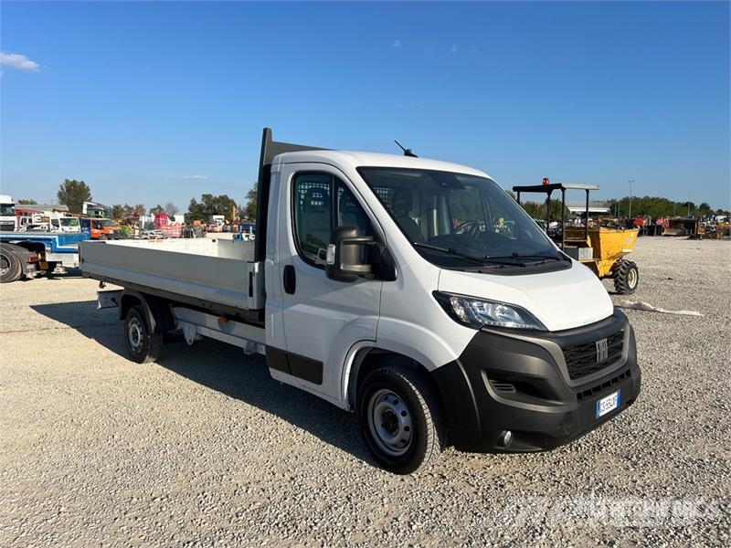 Fiat Ducato 35 XLH1 2.2 MJT 140CV E6D-TEMP Flatbed Truc Грузовики-платформы/боковая разгрузка