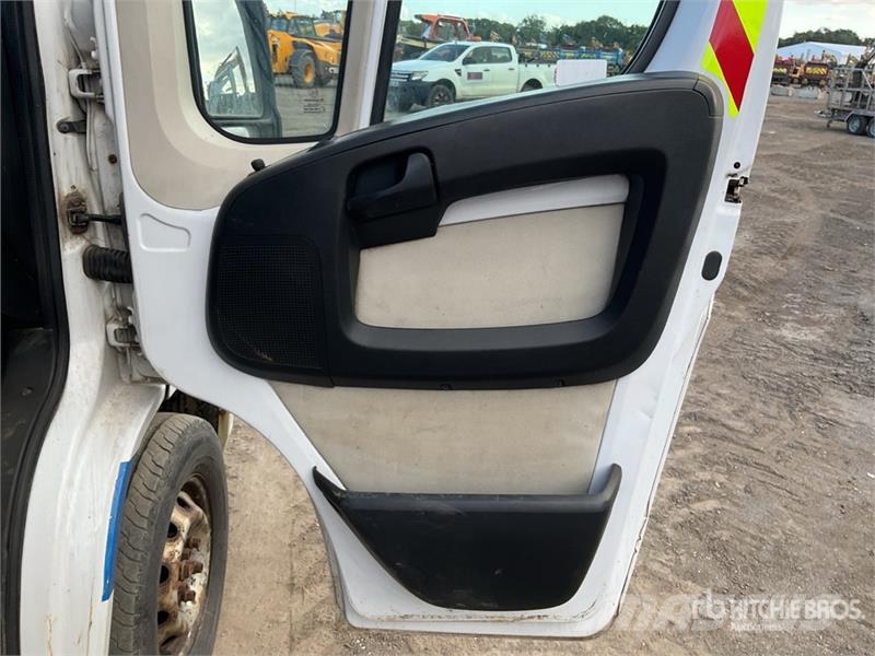 Fiat Ducato 4x2 Recovery Flatbed Truck Flatbed kamyonlar