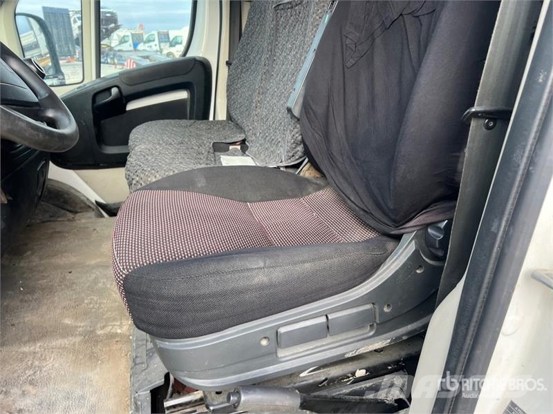 Fiat Ducato 9 Passenger Van Panel vans
