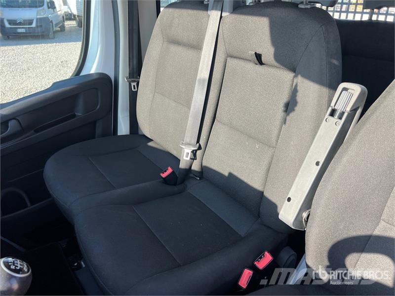 Fiat Ducato Crew Cab Crew Cab MAXI 35 LH2 2.2 MJT 140CV Грузовики-платформы/боковая разгрузка