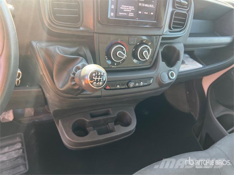 Fiat Ducato Crew Cab Crew Cab MAXI 35 LH2 2.2 MJT 140CV Грузовики-платформы/боковая разгрузка