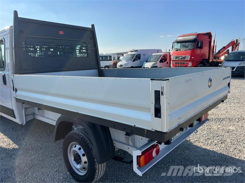 Fiat Ducato Crew Cab Crew Cab MAXI 35 LH2 2.2 MJT 140CV Грузовики-платформы/боковая разгрузка