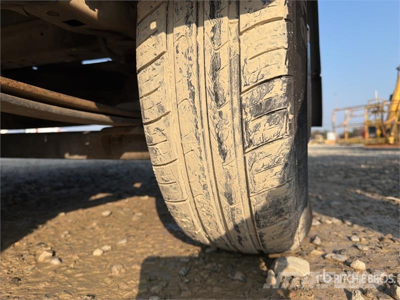 Fiat ducato Crew Cab Flatbed Truck (Inoperable) شاحنات مسطحة/مفصلية الجوانب