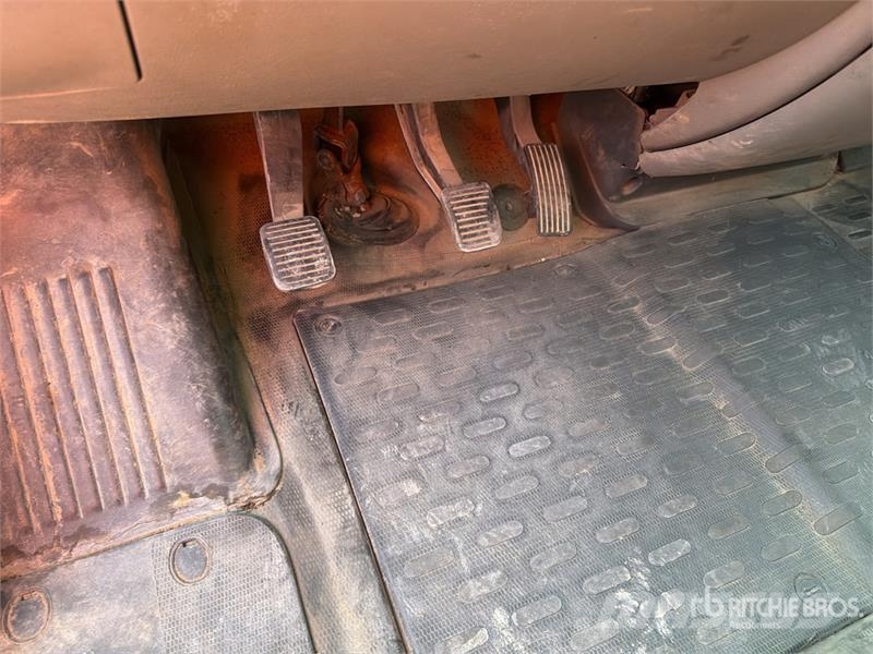 Fiat ducato Crew Cab Flatbed Truck (Inoperable) شاحنات مسطحة/مفصلية الجوانب