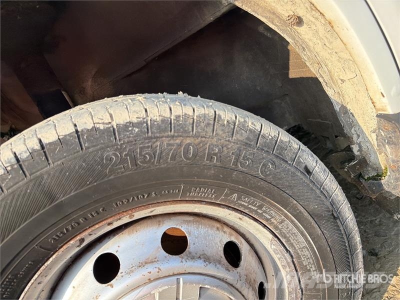 Fiat ducato Crew Cab Flatbed Truck (Inoperable) شاحنات مسطحة/مفصلية الجوانب