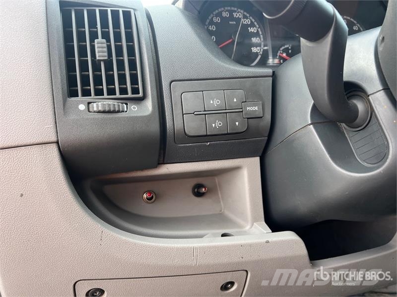 Fiat ducato Flatbed Truck Φορτηγά Kαρότσα με ανοιγόμενα πλαϊνά