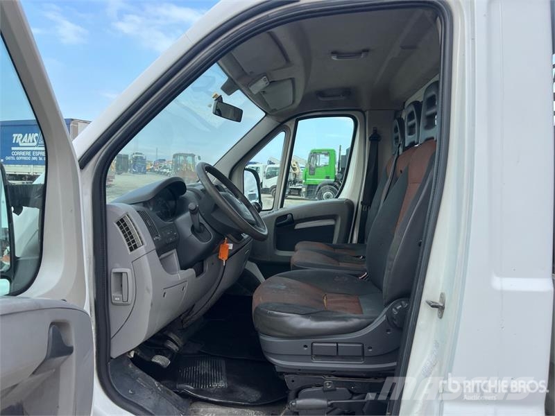 Fiat ducato Flatbed Truck Φορτηγά Kαρότσα με ανοιγόμενα πλαϊνά
