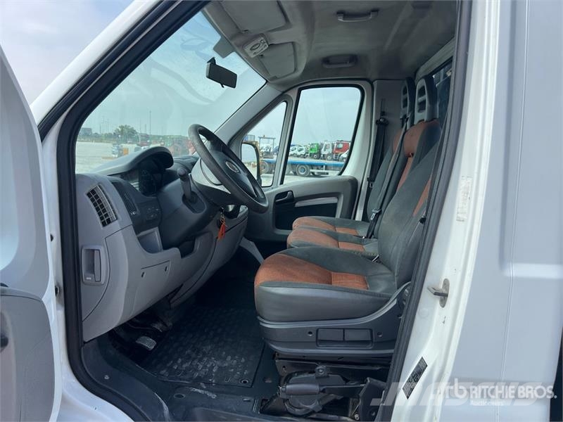 Fiat Ducato Flatbed Truck Platte bakwagens