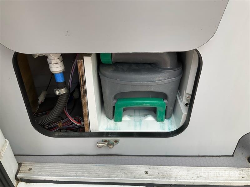 Fiat Ducato maxi Welfare Cargo Van Pakettiautot