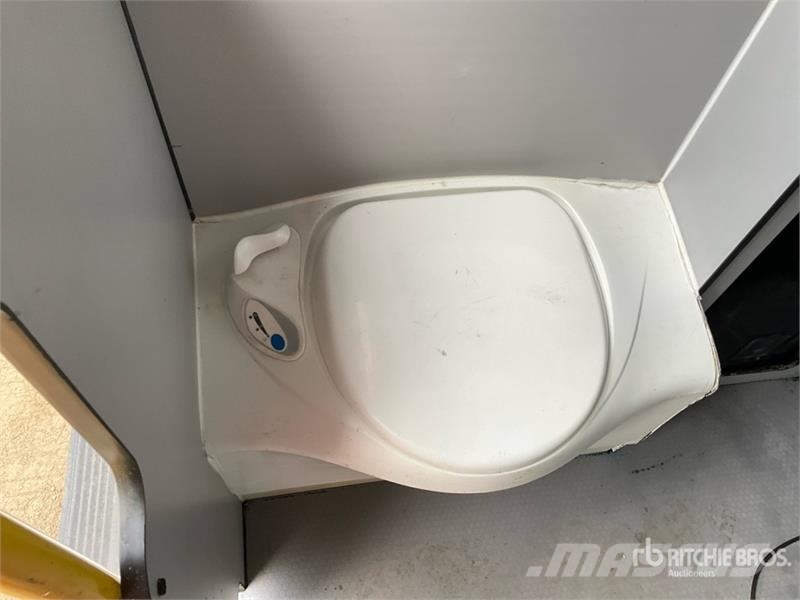 Fiat Ducato maxi Welfare Cargo Van Pakettiautot