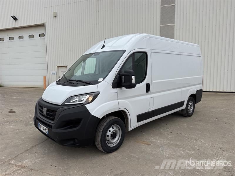 Fiat Ducato Vehicule Utilitaire Cargo Van Utilitara