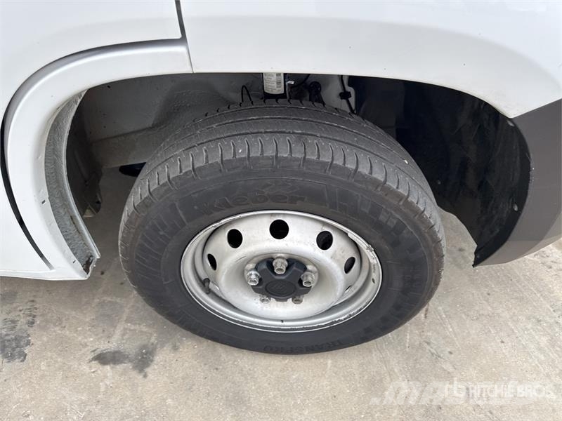 Fiat Ducato Vehicule Utilitaire Cargo Van Изотермический фургон