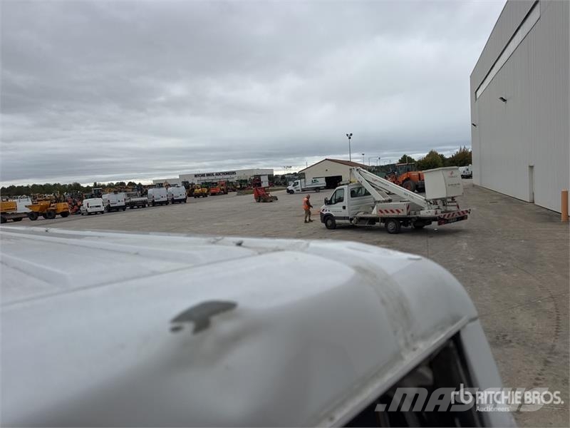 Fiat Ducato Vehicule Utilitaire Cargo Van Utilitara