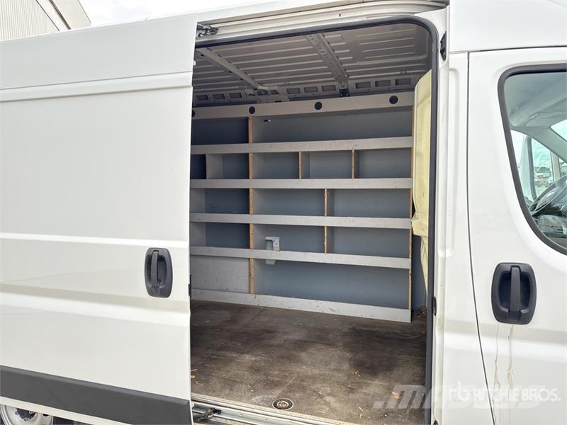 Fiat Ducato Vehicule Utilitaire Cargo Van Изотермический фургон