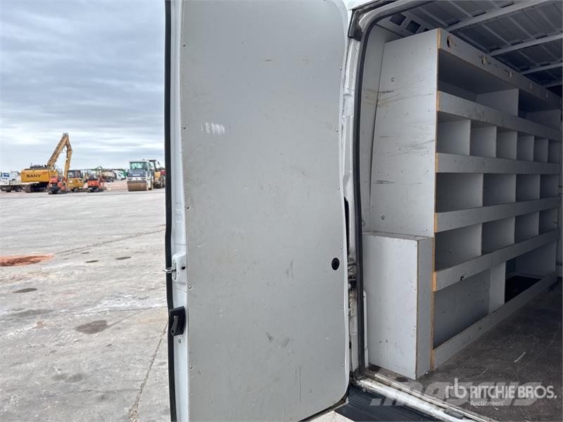 Fiat Ducato Vehicule Utilitaire Cargo Van Utilitara