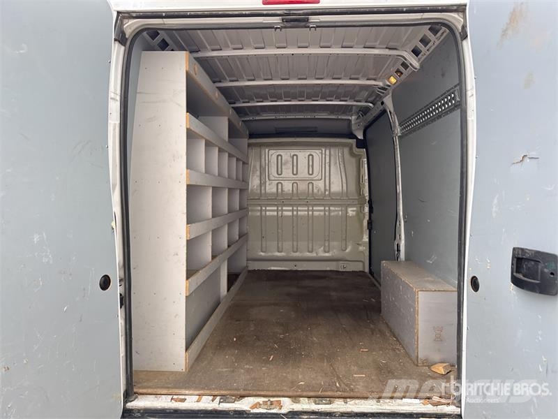 Fiat Ducato Vehicule Utilitaire Cargo Van Изотермический фургон