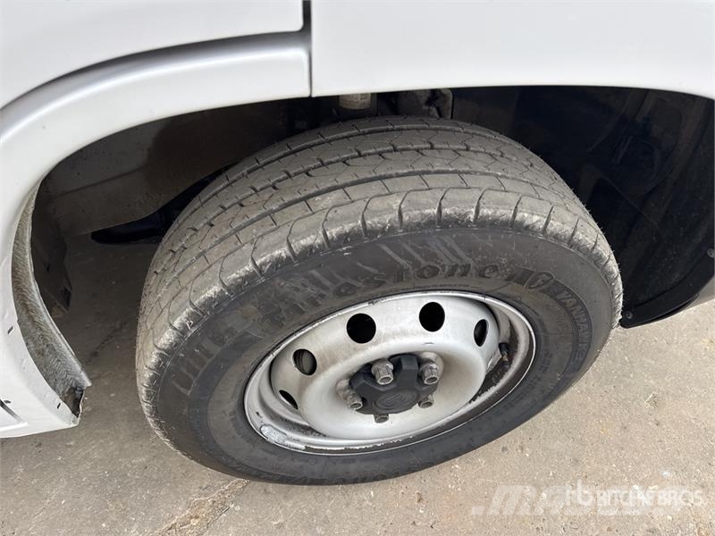 Fiat Ducato Vehicule Utilitaire Cargo Van Utilitara