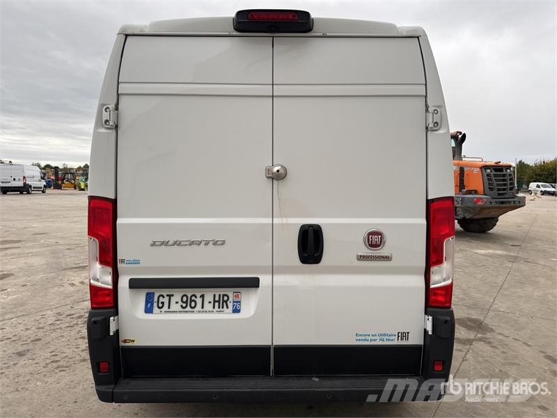 Fiat Ducato Vehicule Utilitaire Cargo Van Utilitara