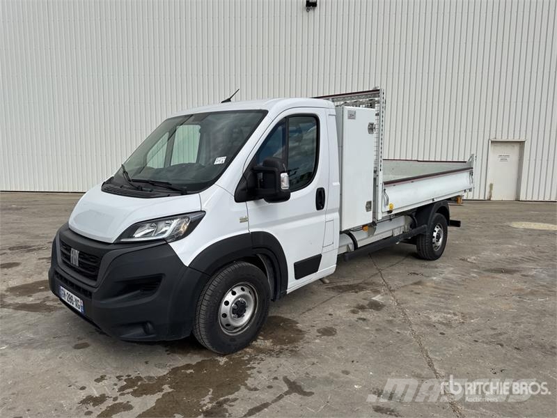 Fiat Ducato Vehicule Utilitaire Dump Truck Bañeras basculantes usadas