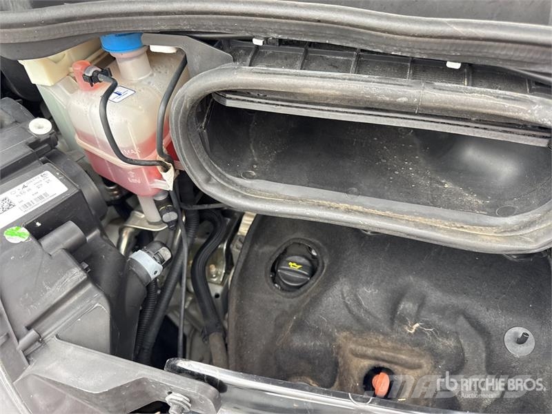 Fiat Ducato Vehicule Utilitaire Cargo Van Utilitara