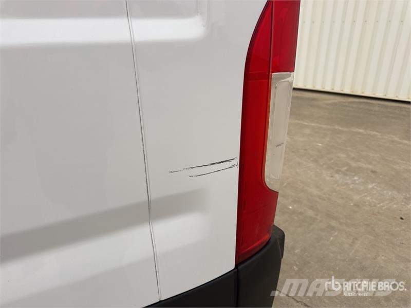 Fiat Ducato Vehicule Utilitaire Cargo Van Utilitara